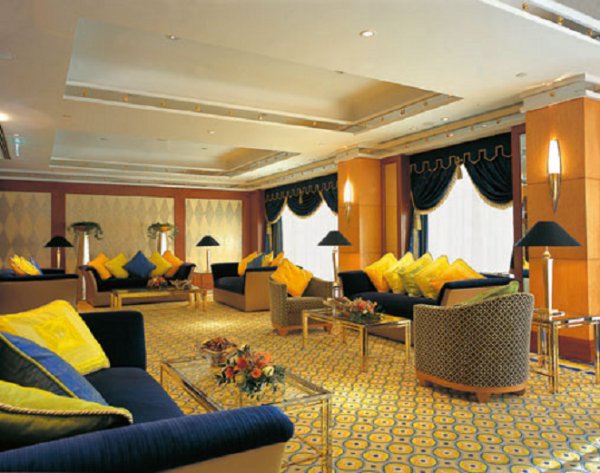 hotel12[1].jpg